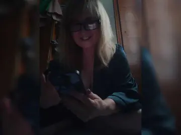 Alina1965  live sex cam