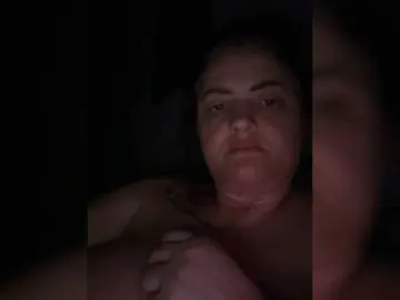 Cris810a  live sex cam