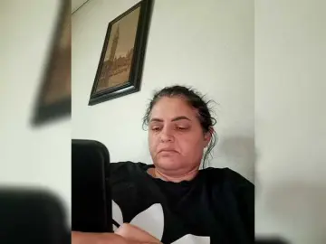 Cris810a  live sex cam