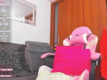 MarianaReyes  live sex cam