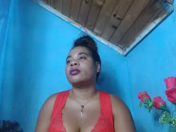 Ornela1  live sex cam