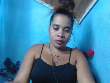 Ornela1  live sex cam