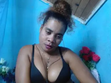 Ornela1  live sex cam