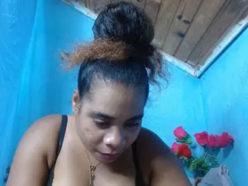 Ornela1  live sex cam