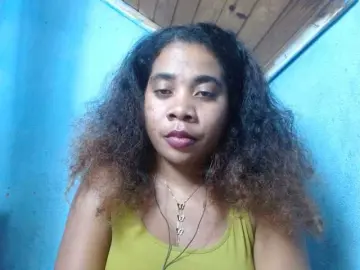 Ornela1  live sex cam