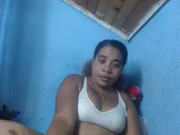 Ornela1  live sex cam