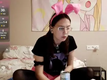 ReginaBloom  live sex cam