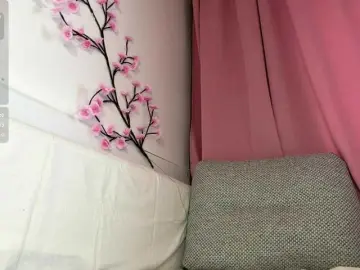 Cutetella  live sex cam