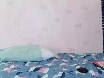 Dominikk018  live sex cam