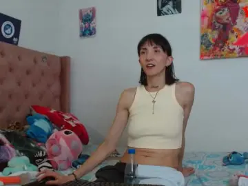 Sakuraskinny  live sex cam