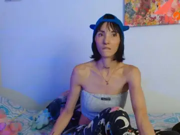 Sakuraskinny  live sex cam