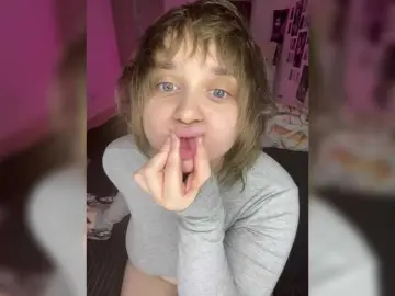 Tamagotchigirl  live sex cam