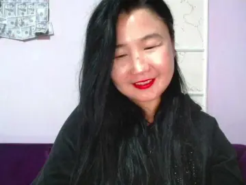 Bet-Lu  live sex cam