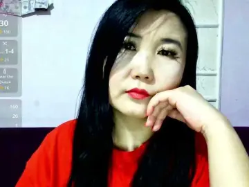 Bet-Lu  live sex cam
