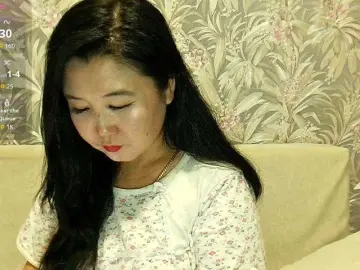 Bet-Lu  live sex cam