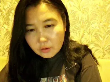 Bet-Lu  live sex cam