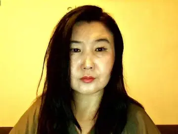 Bet-Lu  live sex cam
