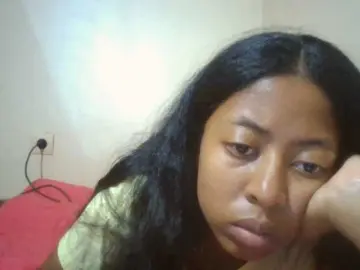 Jolie10  live sex cam