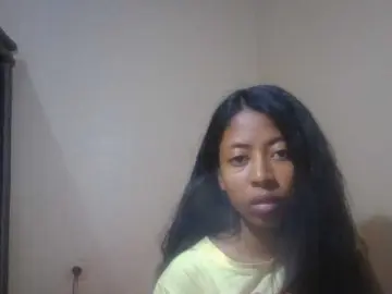 Jolie10  live sex cam