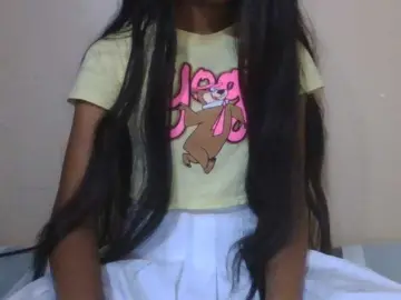 Jolie10  live sex cam