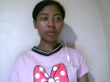 Jolie10  live sex cam