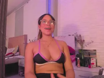 VictoriiaCross  live sex cam