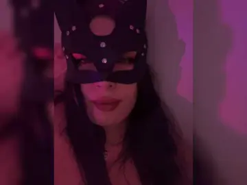 Zhanna-dark  live sex cam