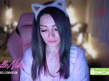 Harleyquinn9  live sex cam