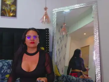 Kinkymaturee  live sex cam