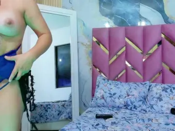 Kinkymaturee  live sex cam