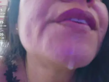Kinkymaturee  live sex cam