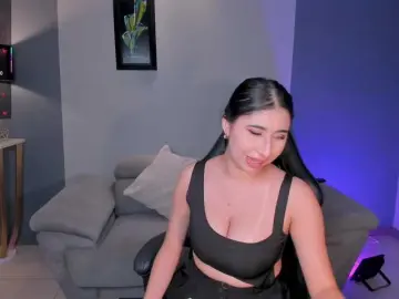 MayaMoretti  live sex cam