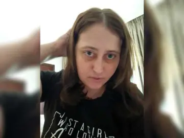 Milla-lovee  live sex cam