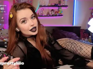 PrettyLilie  live sex cam