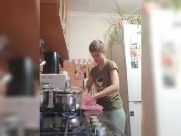 Raisin  live sex cam