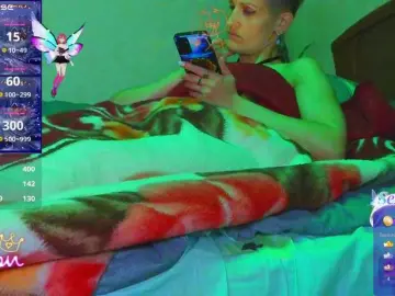 Raisin  live sex cam