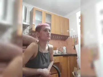 Raisin  live sex cam