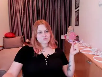 WhisperOfSiren  live sex cam