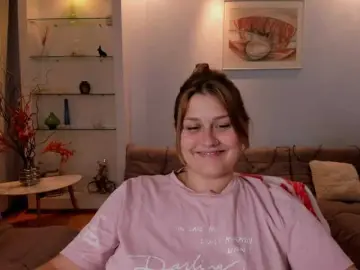 WhisperOfSiren  live sex cam