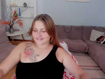 WhisperOfSiren  live sex cam