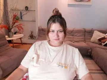 WhisperOfSiren  live sex cam