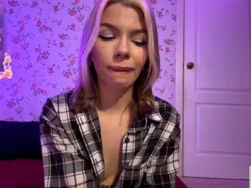 Isabelluck1  live sex cam