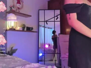 Lena-fox  live sex cam