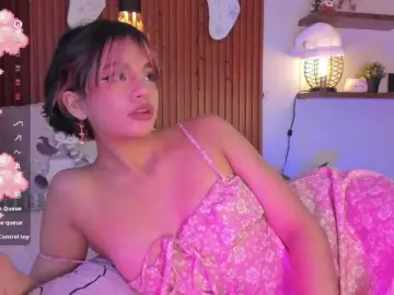 Lena-fox  live sex cam