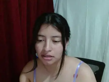 Saralo  live sex cam