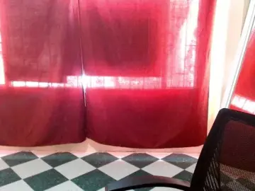 Saralo  live sex cam