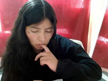 Saralo  live sex cam
