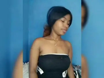 Candis69  live sex cam