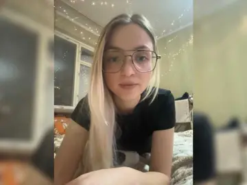 FoxyLina  live sex cam