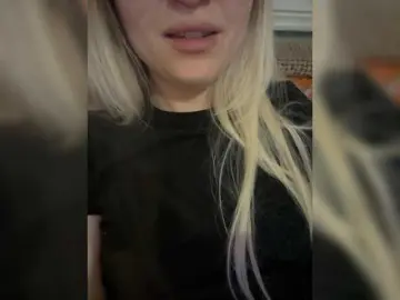 FoxyLina  live sex cam